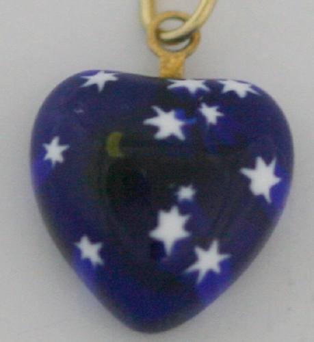 Murano Heart ( 0.50 x 0.50 in.) # 12 - Click Image to Close